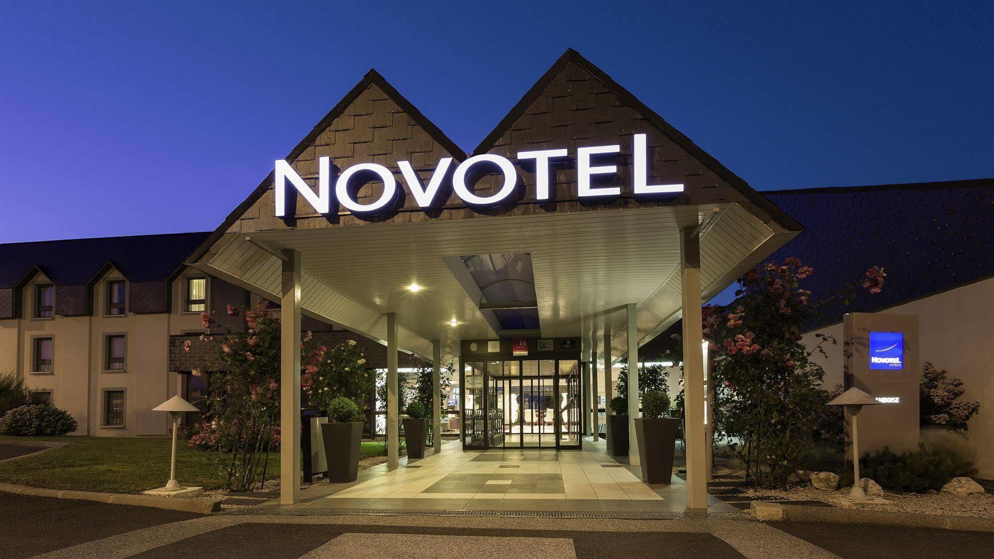 Novotel Amboise Exterior foto